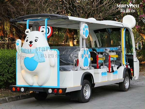 北极熊主题造型观光车