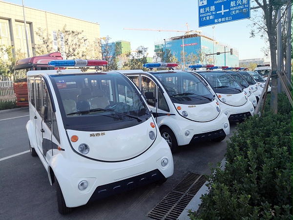 电动巡逻车