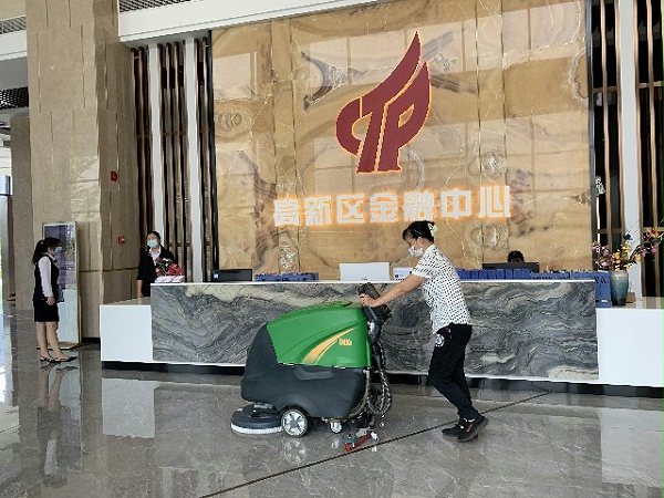 商用电动手推洗地机