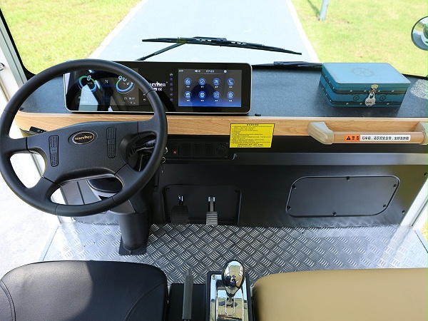 二十三座电动观光车