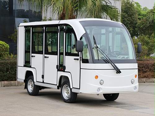 八座封闭电动观光车