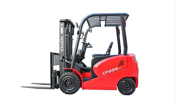 电动平衡重式叉⻋