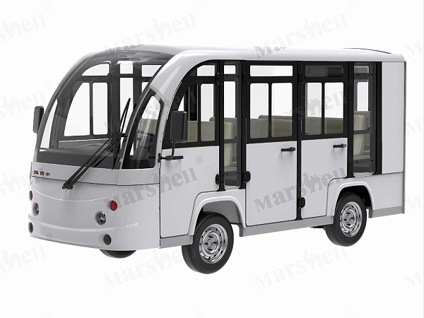 八座封闭观光车