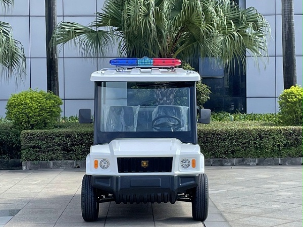 电动巡逻车