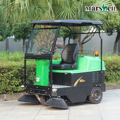 驾驶式扫地车DQS15A